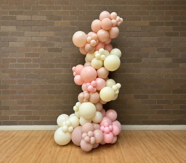 Freestanding Organic Balloon Garland Loomis CA