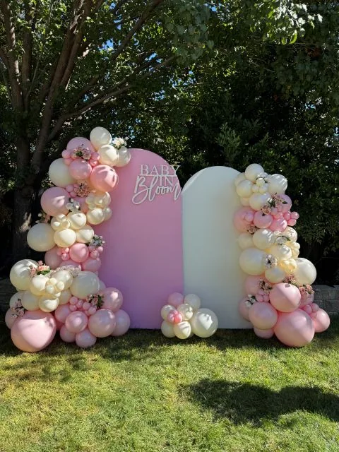 Baby shower balloon decoration in Sacramento CA