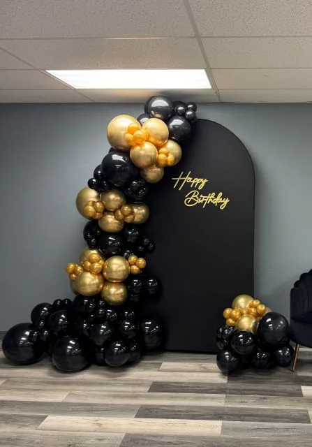 Birthday balloon decoration in Sacramento CA
