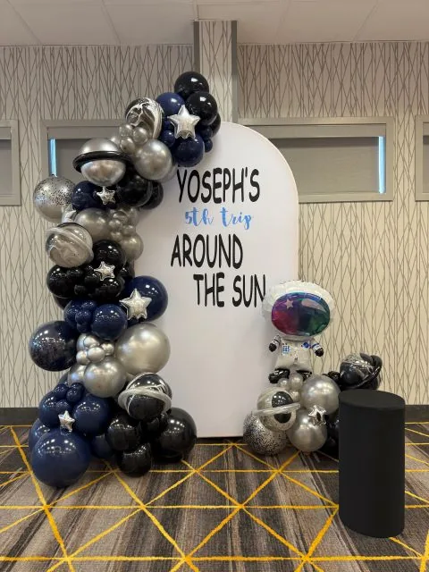 Birthday balloon decoration in Sacramento CA